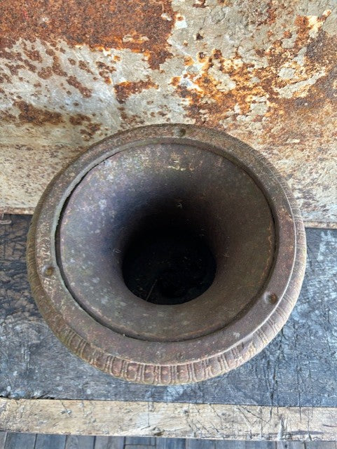 Amphore mit wunderschöner Patina