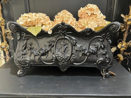 Schwarze Jardinerie